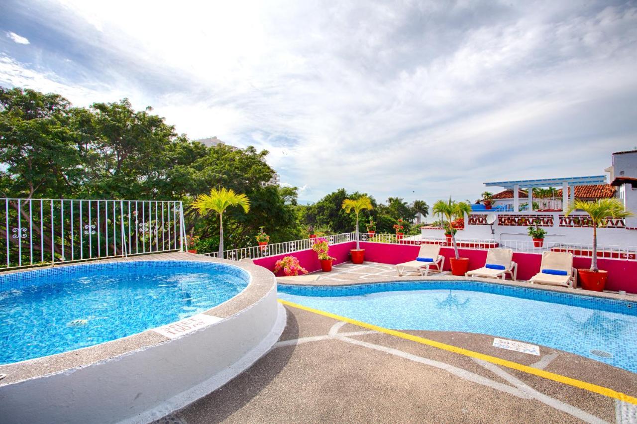 Suites Plaza Del Rio - Family Hotel Malecon Centro 푸에르토 발라타 외부 사진