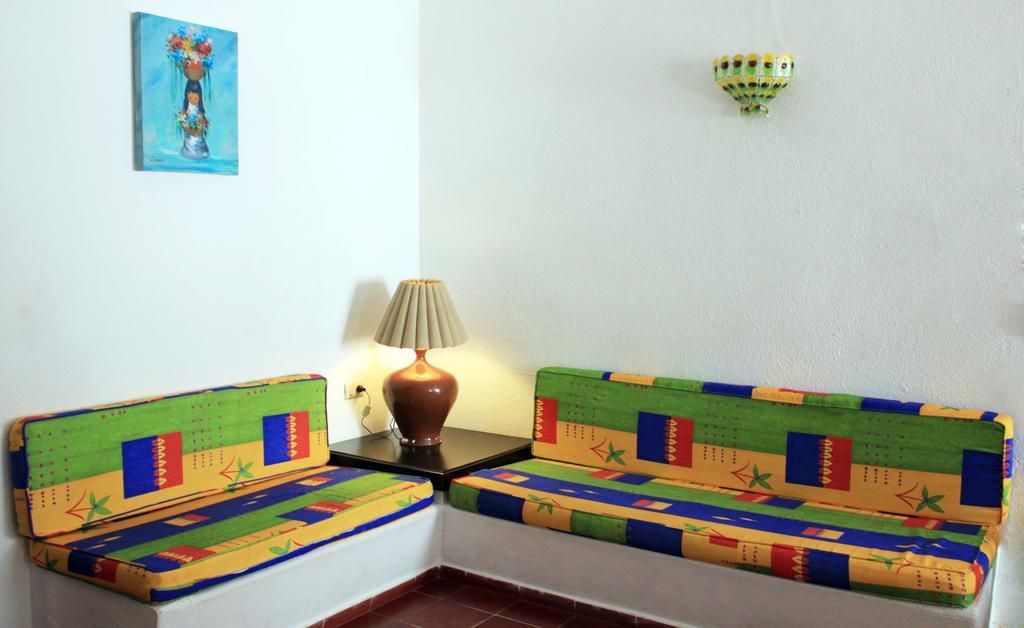 Suites Plaza Del Rio - Family Hotel Malecon Centro 푸에르토 발라타 외부 사진